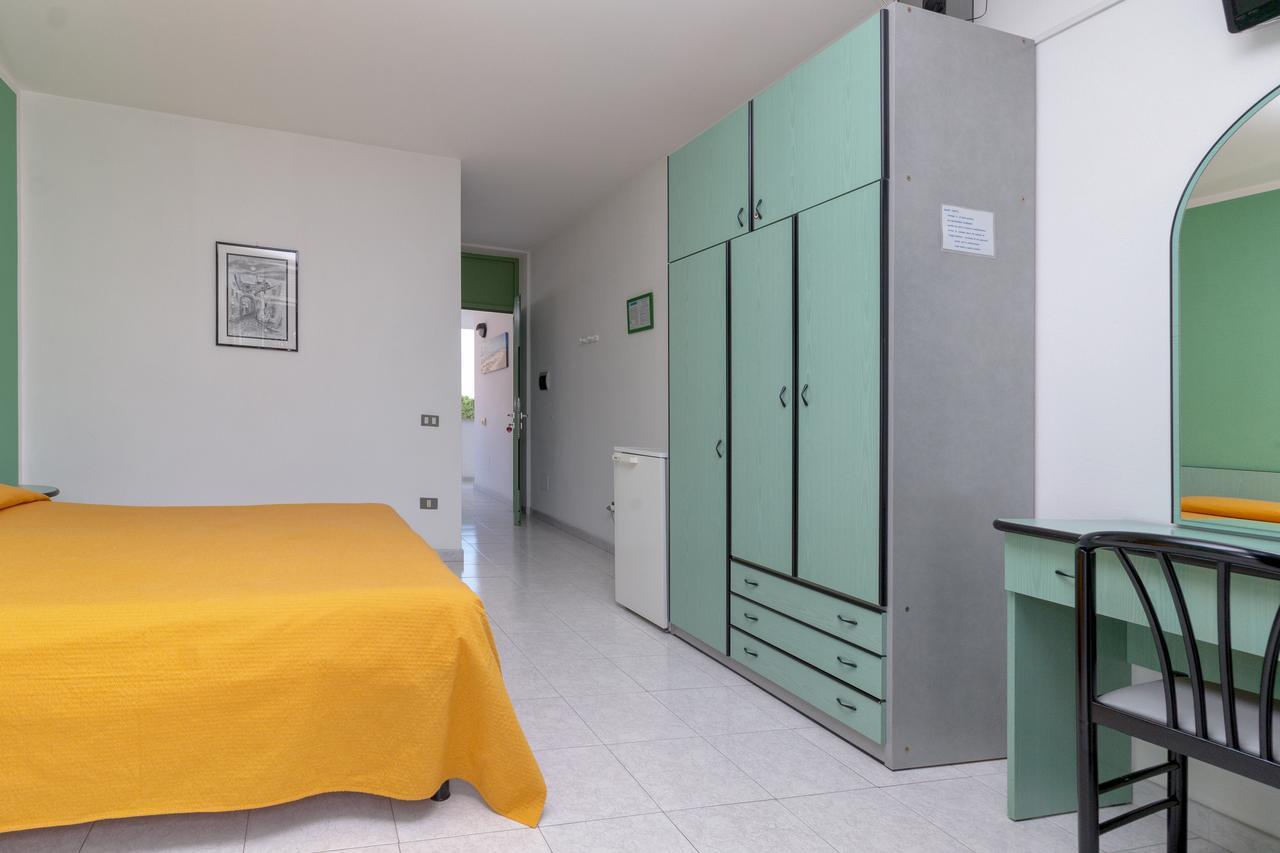 Mini hotel Орбетело Екстериор снимка