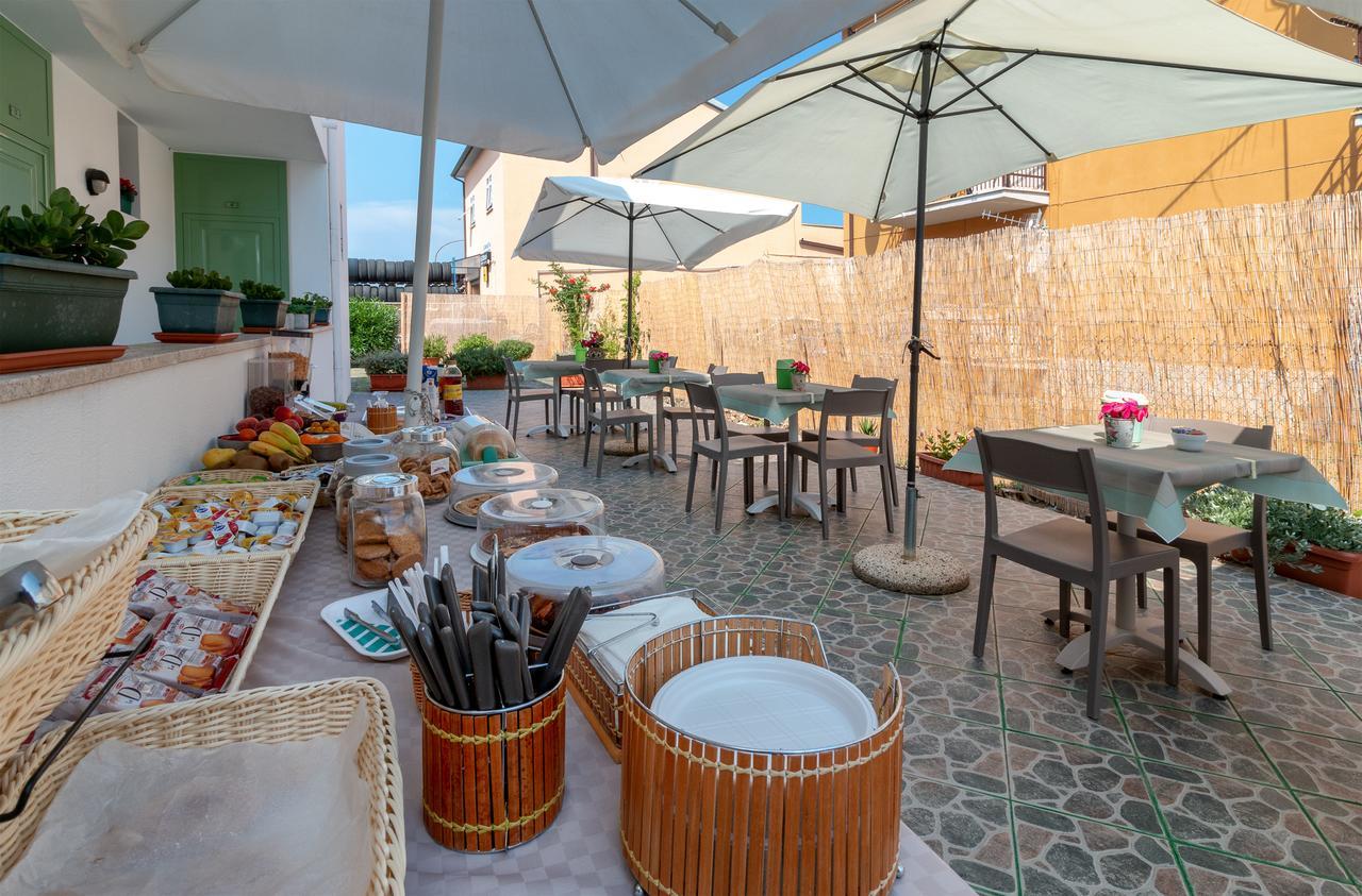 Mini hotel Орбетело Екстериор снимка